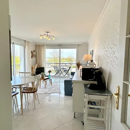 Pointe De Sel, Face Au Port Du Crotoy * Le Crotoy